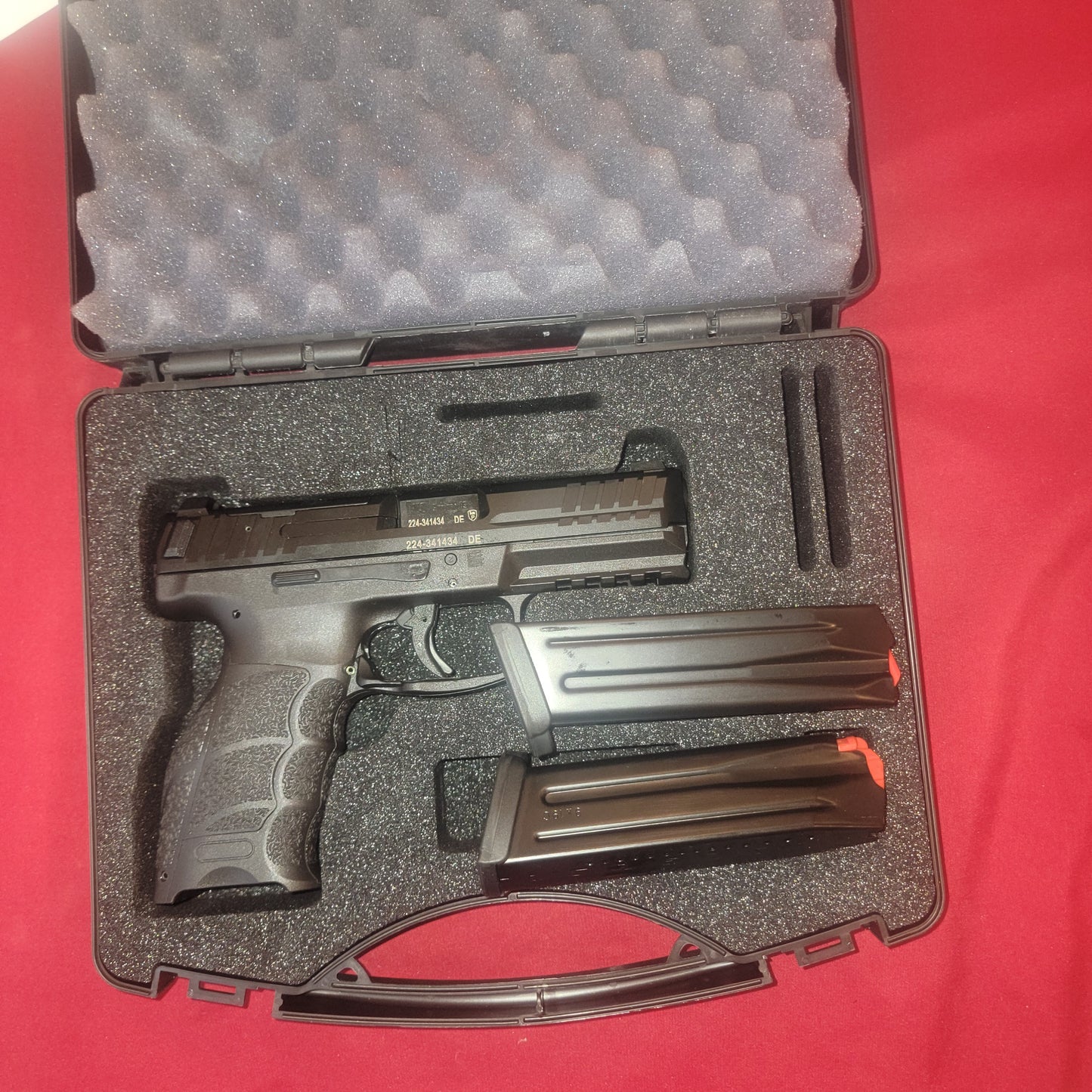 Heckler & Koch VP9 Optics Ready 9mm Pistol with 2x17 mags no card fee